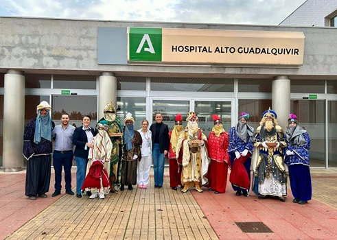 El Ayuntamiento de Andújar acompaña a los Reyes Magos en su ronda de visitas a centros y colectivos de la ciudad.