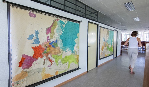 La Junta impulsa el procedimiento para acreditar las competencias básicas de personas adultas.