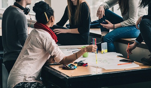 El IAM y las universidades públicas impulsan nueve proyectos para el emprendimiento de las mujeres.