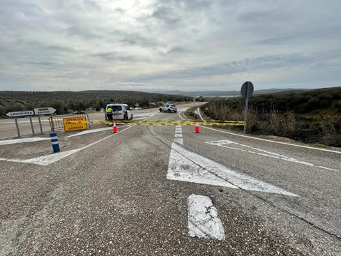 Diputación actúa en cerca de 40 carreteras de la Red Provincial afectadas por el temporal de lluvias y viento.