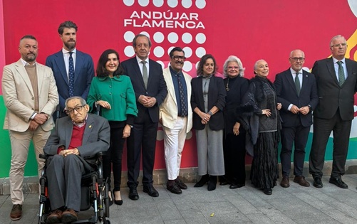 Arranca Andújar Flamenca: el Ayuntamiento destaca la apuesta municipal por la moda, la artesanía y el posicionamiento de la ciudad en el sector.
