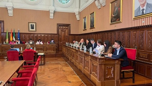 Diputación aprueba los Premios de la Provincia para Baltasar Garzón, Macrosad, Fanny Rubio y el Club de Atletismo Unicaja.