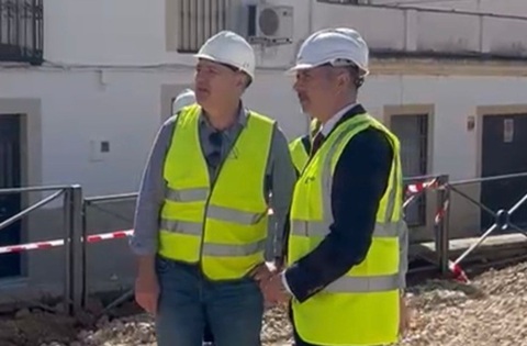 La Diputación colabora en la ejecución de las obras de adecuación del casco histórico de Guarromán.