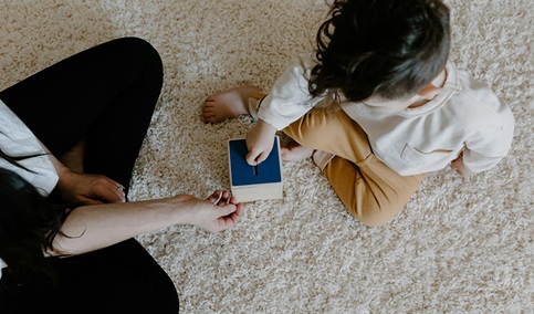 Inclusión dedica más de 14,6 millones a casi 5.600 familias con menores en riesgo de exclusión social.