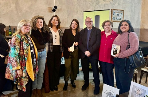 El subdelegado valora a la mujer por su papel transformador en el sector del aceite de oliva.