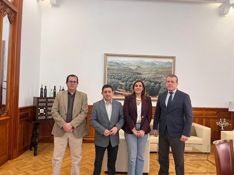 Reyes valora la alta inversión en obra pública de la Diputación de Jaén durante 2025.