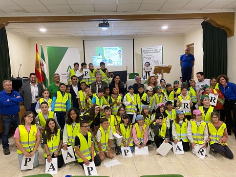 Alumnado de Primaria de la provincia aprende a prevenir y actuar ante accidentes en su entorno.