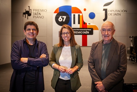 Perianes rememora los “recuerdos imborrables” que le trae el Premio “Jaén” de Piano y subraya su prestigio internacional.
