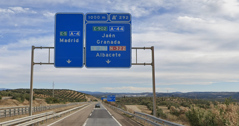 El Gobierno sube su apuesta por Jaén y anuncia un plan de 210 millones de euros para mejorar el firme de la A-4 y la A-44.