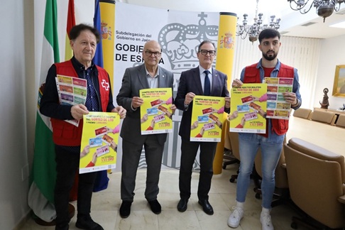 Manuel Fernández recibe a Cruz Roja con motivo de la presentación del Sorteo del Oro.