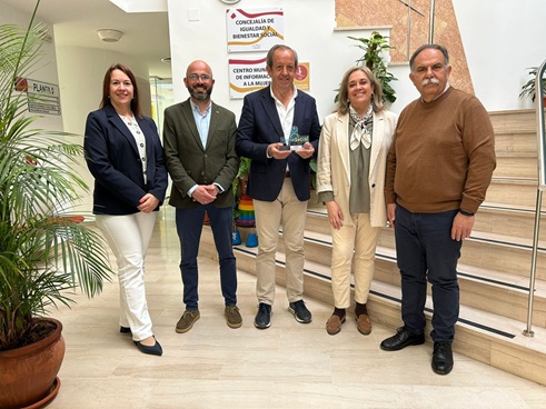 Andújar recibe un reconocimiento a las buenas prácticas en investigación en Tecnosocial 2026.