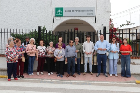 El PSOE se compromete a reabrir el CPA de Lopera ante la pasividad del Gobierno de Moreno Bonilla.