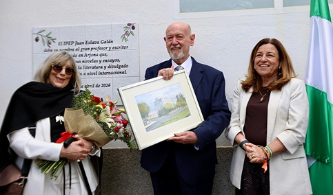 El Instituto Provincial de Educación Permanente de Jaén llevará el nombre de Juan Eslava Galán.