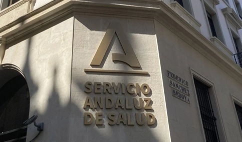 FACUA Andalucía exige al SAS que no deje en el limbo a los pacientes afectados por la huelga médica.