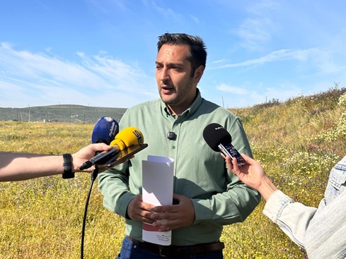 El Ayuntamiento de Andújar incide en la importancia de mantener actualizados los planes de autoprotección y prevención de incendios en zonas como Las Viñas.