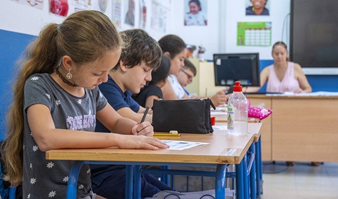 Familias y docentes pueden solicitar el Programa de Refuerzo estival a partir del 13 de mayo.