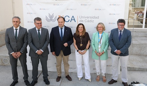Normalidad en el primer día de la PAU más numerosa en Andalucía, con casi 53.500 alumnos convocados.
