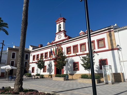 El Ayuntamiento de Lopera crea la “Mesa de seguimiento y defensa de la atención residencial de Lopera”.