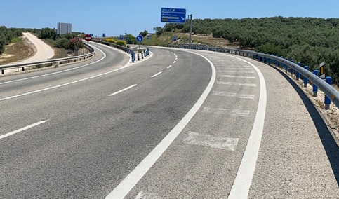 La Junta adjudica las obras del tramo de Martos de la Autovía del Olivar por 35 millones de euros.