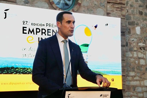 Latorre resalta la creación en Jaén de un ecosistema empresarial donde prima la innovación, la sostenibilidad y la diversificación.