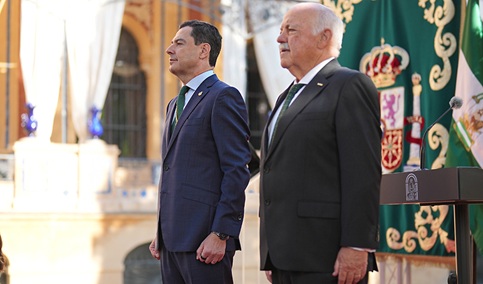 Juanma Moreno toma posesión como presidente de la Junta: «Seré fiel a mí mismo, la vía andaluza sigue vigente».