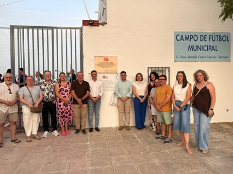 Diputación y Ayuntamiento de Villatorres unen fuerzas para mejorar las instalaciones del campo de fútbol municipal.