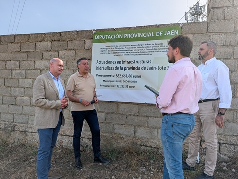 La Diputación destina más de 132.000 euros para dotar a Navas de San Juan de una nueva red de distribución de agua.