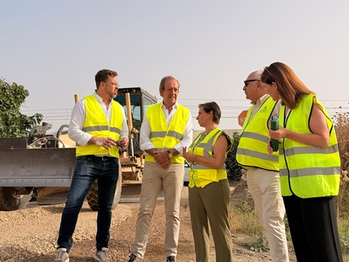 El Ayuntamiento de Andújar destaca la coordinación entre administraciones en la recuperación de los caminos rurales afectados por las borrascas.