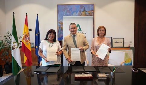 El SAS y el Consejo Andaluz de Enfermería suscriben un protocolo para mejorar la calidad asistencial.