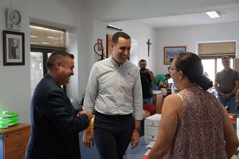 Latorre destaca el trabajo conjunto de Diputación y Ayuntamiento de Sabiote para desarrollar proyectos en esta localidad.