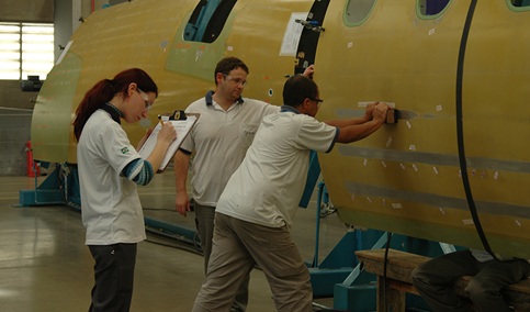 Empleo destinará 2,12 millones a reforzar la formación en el sector aeroespacial andaluz.