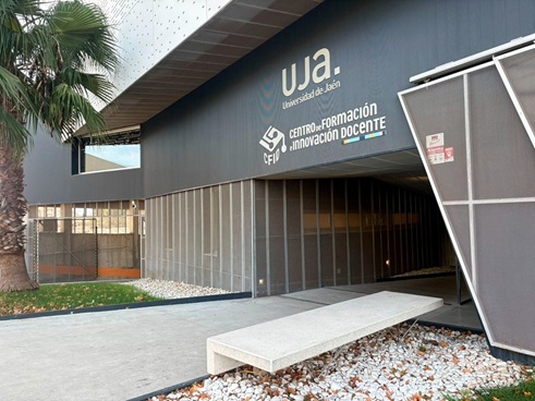 La Universidad de Jaén refuerza su Formación Permanente con un modelo flexible, innovador y conectado con el territorio.