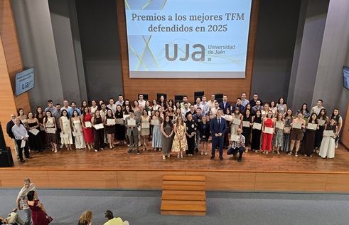 La UJA reconoce los mejores Trabajos Fin de Máster en el acto de clausura del curso de postgrado 2025/2026.