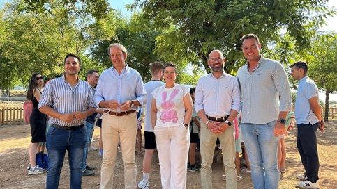 El Ayuntamiento de Andújar abre un parque permeable que integra gestión de aguas pluviales y una zona de ocio junto al río Guadalquivir.