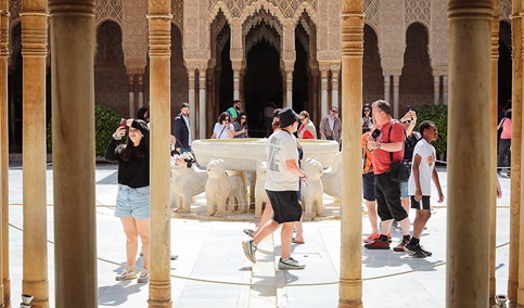 Andalucía consolida su fortaleza turística en julio con un crecimiento del empleo hotelero del 9,3%.