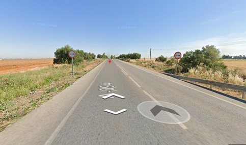 Dos fallecidos y tres heridos en un accidente de tráfico en Utrera.