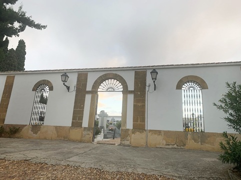 El Ayuntamiento de Lopera invertirá 84.978 euros de los Planes Provinciales en la rehabilitación de nichos en el Cementerio Municipal.