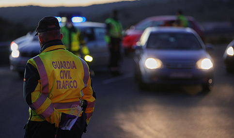 Un fallecido y seis heridos en un accidente de tráfico en la A-4, a su paso por Dos Hermanas.