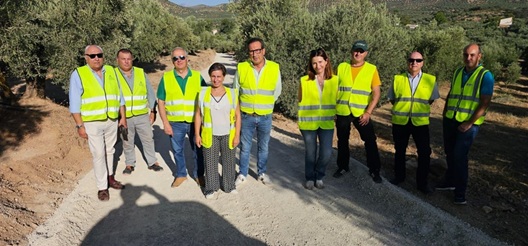 La Junta destina 350.000 euros a la adecuación del camino rural ‘El Salado’ de Cambil.