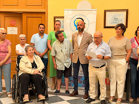 El Ayuntamiento conmemora el Día Mundial del Alzhéimer junto a AFA Andújar.