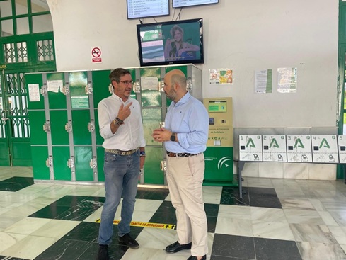 La Junta refuerza las conexiones del Consorcio de Transporte Metropolitano Área de Jaén para adaptarse a la demanda.