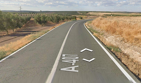 Muere un motorista en un accidente de tráfico en Marchena (Sevilla).