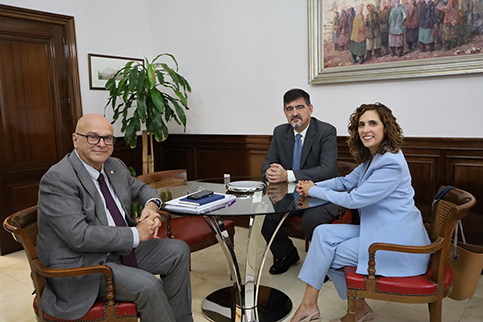 Manuel Fernández conoce el proyecto minero sobre tierras raras ´Orión´ que se investiga en la zona norte de la provincia de Jaén.