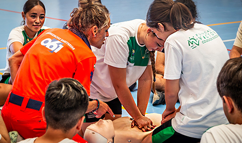 Más de 12.000 jóvenes andaluces formados en reanimación cardiaca en ocho cardiomaratones 061.