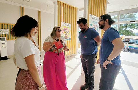 Una iniciativa participativa acerca los cuidados paliativos a los pacientes del Hospital San Agustín.