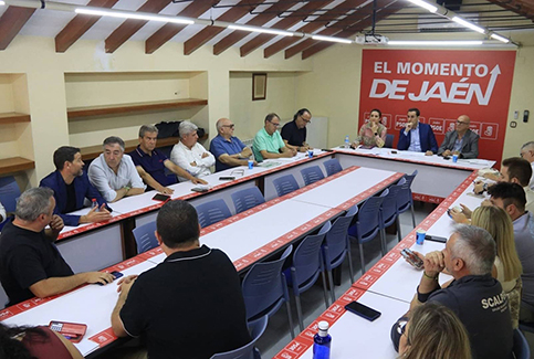 Latorre exige a Moreno Bonilla una línea de ayudas para la elaboración de planes locales de emergencias.