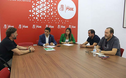 El PSOE llevará al Parlamento las carencias del Infoca en esta campaña.